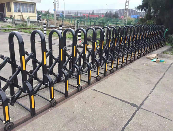 DSM-TL型伸縮式鐵路道口電動欄門